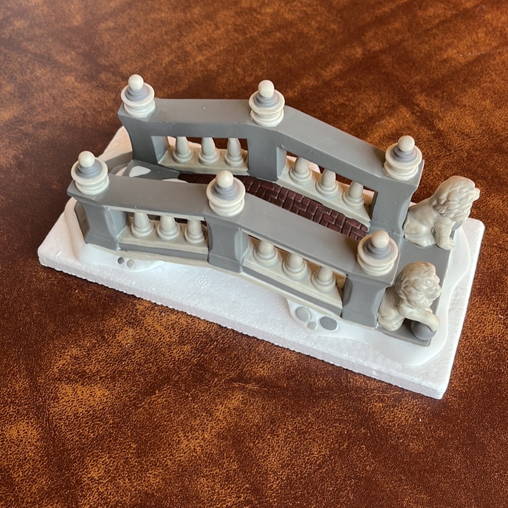 Dept 56 Dickens’ Village “Lionhead Bridge” /The Heritage Village Collection